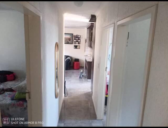 5 BEDROOM HOUSE FOR SALE IN WINDMILL PARK EXT